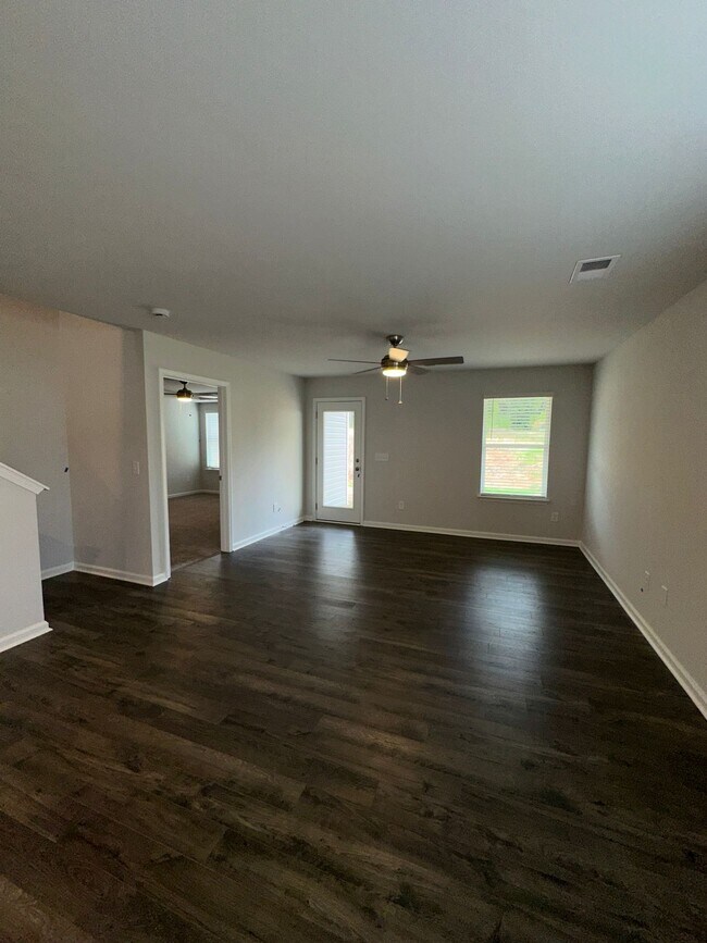 Photo - 533 Winding Meadow Ln