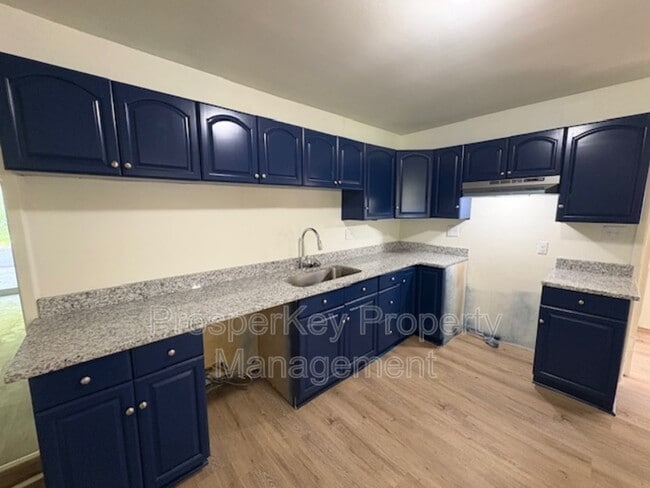 Photo - 1437 Beaumont Dr