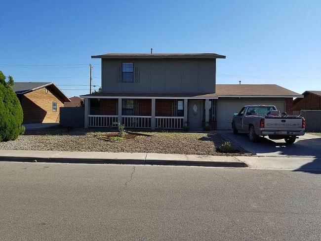 Building Photo - 810 Santa Cruz Dr