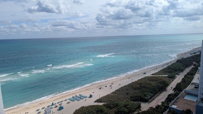 Photo - 7135 Collins Ave
