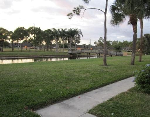 Photo - 145 Heritage Way