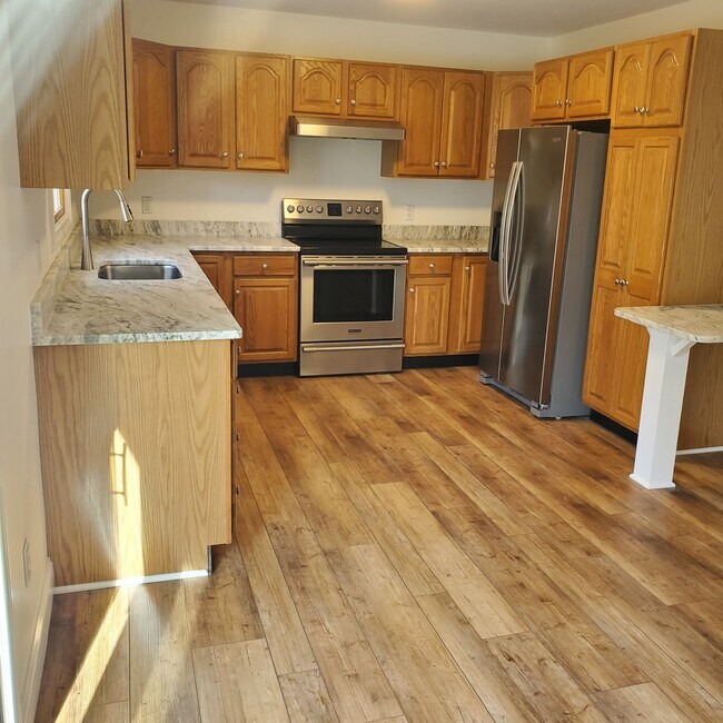 Photo - 396 Forest St