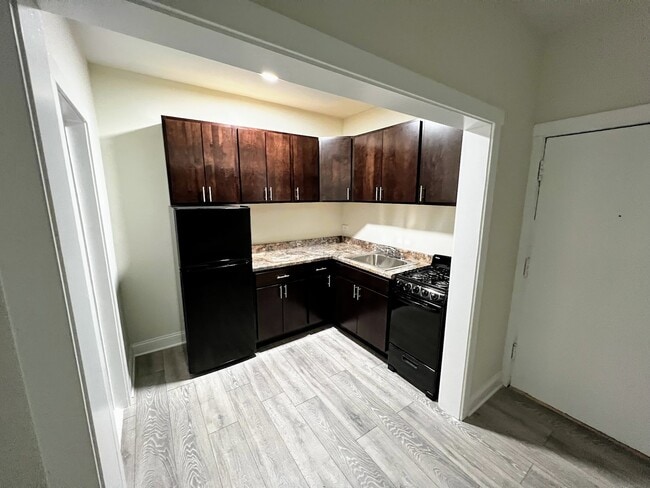 Photo - 839 W Sheridan Rd Unidad 425