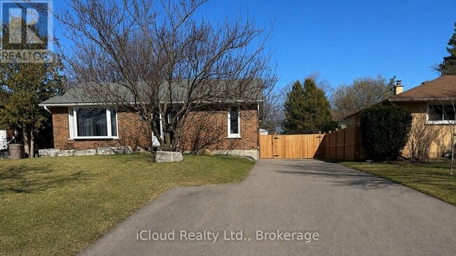 Photo - 747 Glenforest St Unité Main