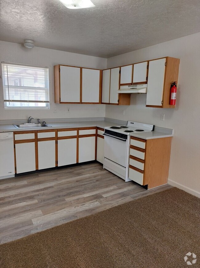Building Photo - (2115 9th Ave) Rental