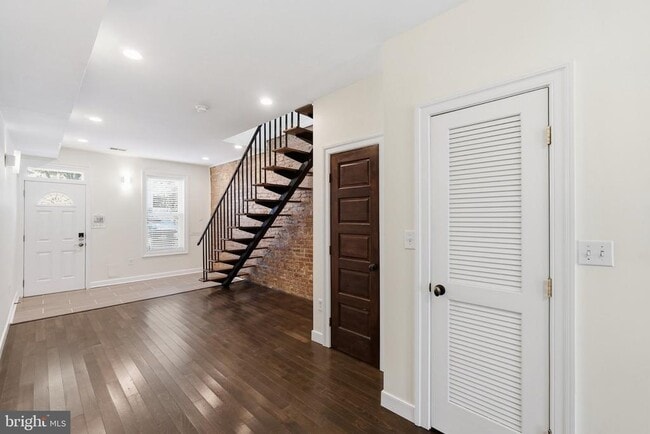 1515 Independence Ave SW