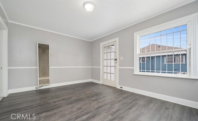 Photo - 456 W 59th Pl