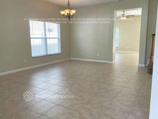 Photo - 1374 Crane Crest Way