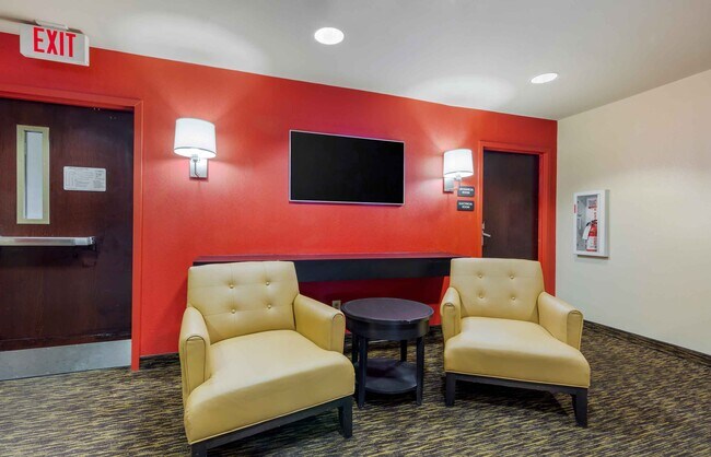 Photo - Furnished Studio-Washington, D.C. - German...