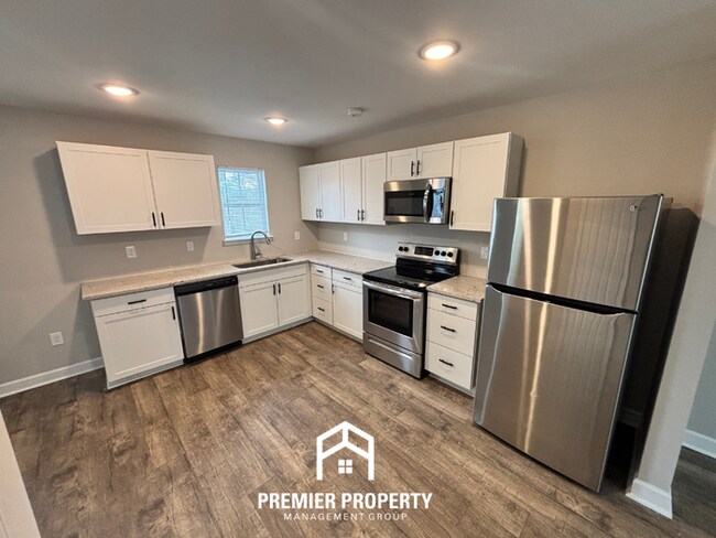 Photo - Family-Friendly 3BR Odenville Home with Stainless Steel Appliances & Spacious Backyard