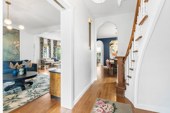 21 Murray St
