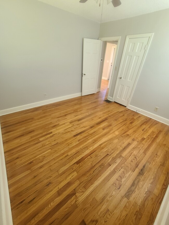 2nd bedroom - 1311 Haysboro Ave Unit Haysboro Avenue