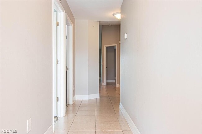 Photo - 723 SW 40th Terrace