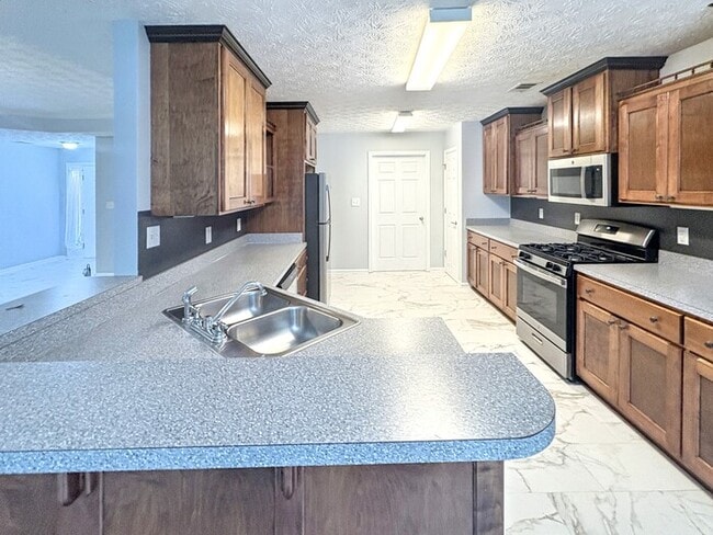 Building Photo - 2045 Parador Bend Rental