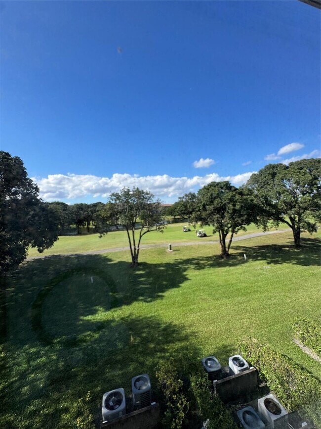 Photo - 300 SW 130th Terrace Unit B312