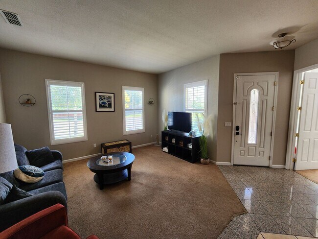 Photo - Beautiful Newman Home!