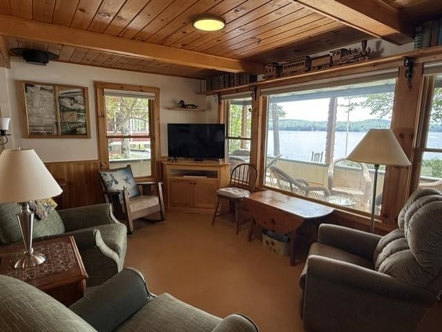 9 Lakeside Rd