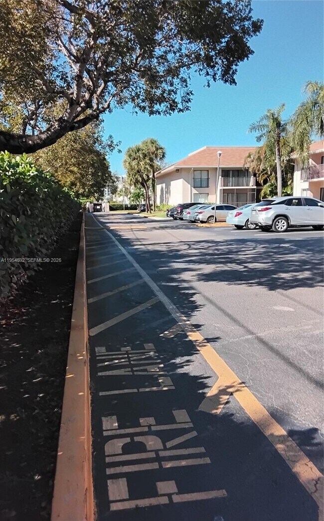 Photo - 5901 Washington St Unit 251