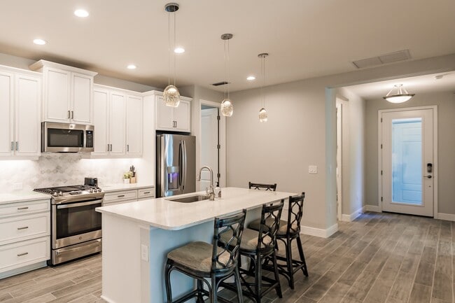 Photo - 11651 Solano Dr