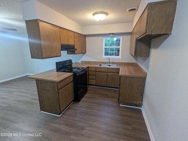 Photo - 8061 Martha Ann Ln Unit D