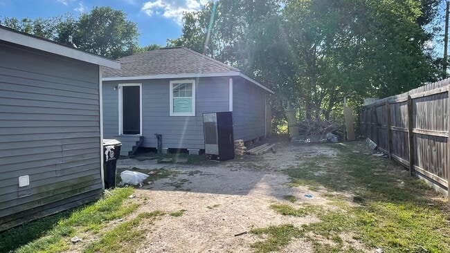 Photo - 6321 Ezzard Charles Ln