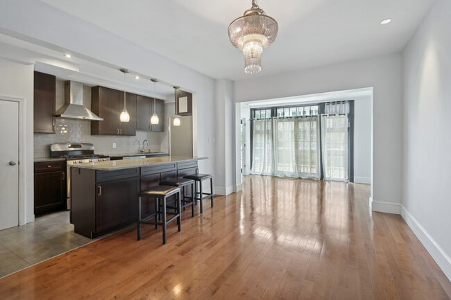 Photo - 1452 Spring Rd NW