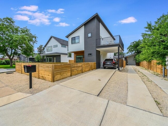 Photo - 5603 Samuel Huston Ave