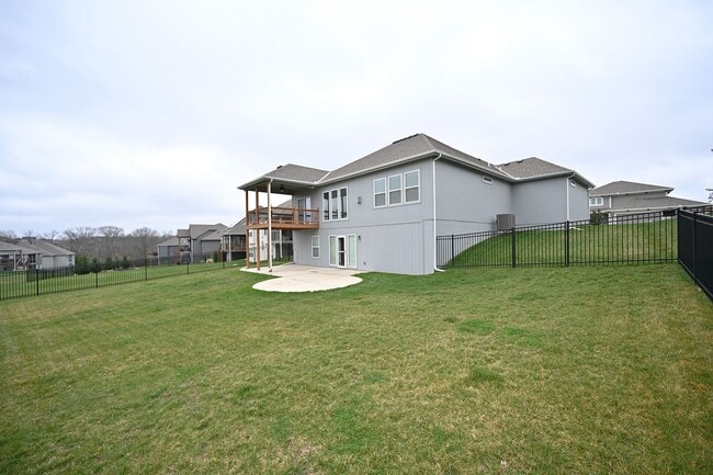 Photo - 7465 NW Douglas Ct