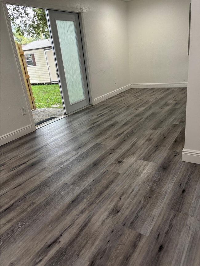 Photo - 351 N 70th Terrace