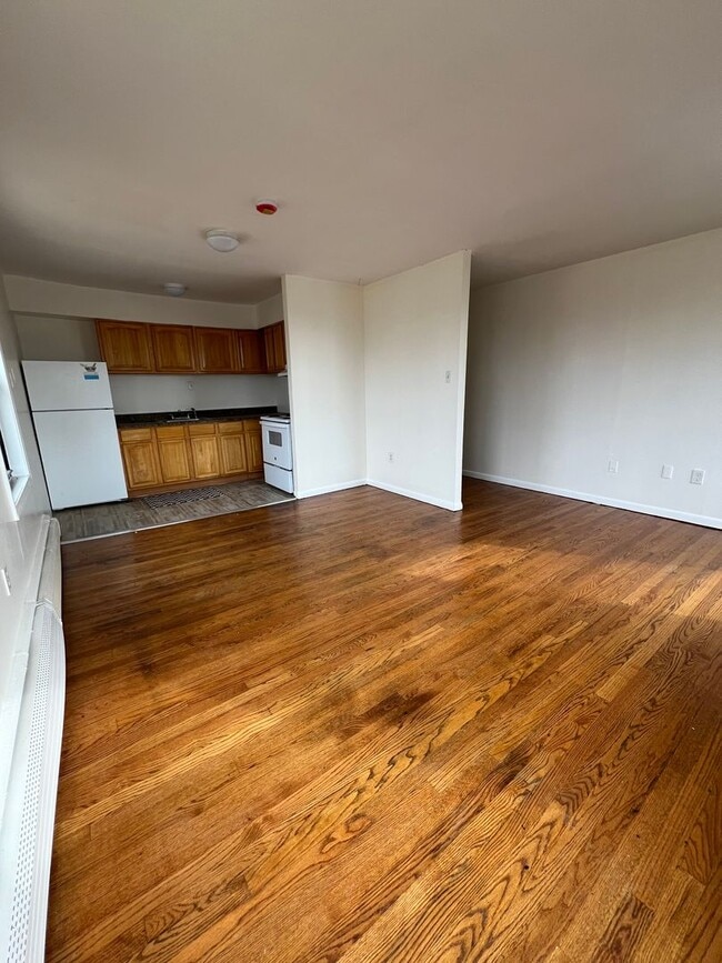 Building Photo - 185 Palisade Ave Unit 14 Rental