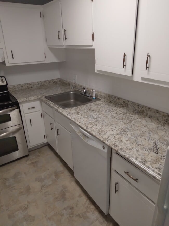 Photo - 1 silvestri circle Unit 19