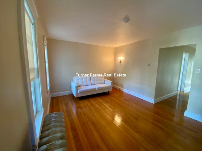 Building Photo - 89 Hillsdale Rd Unit 1 Rental