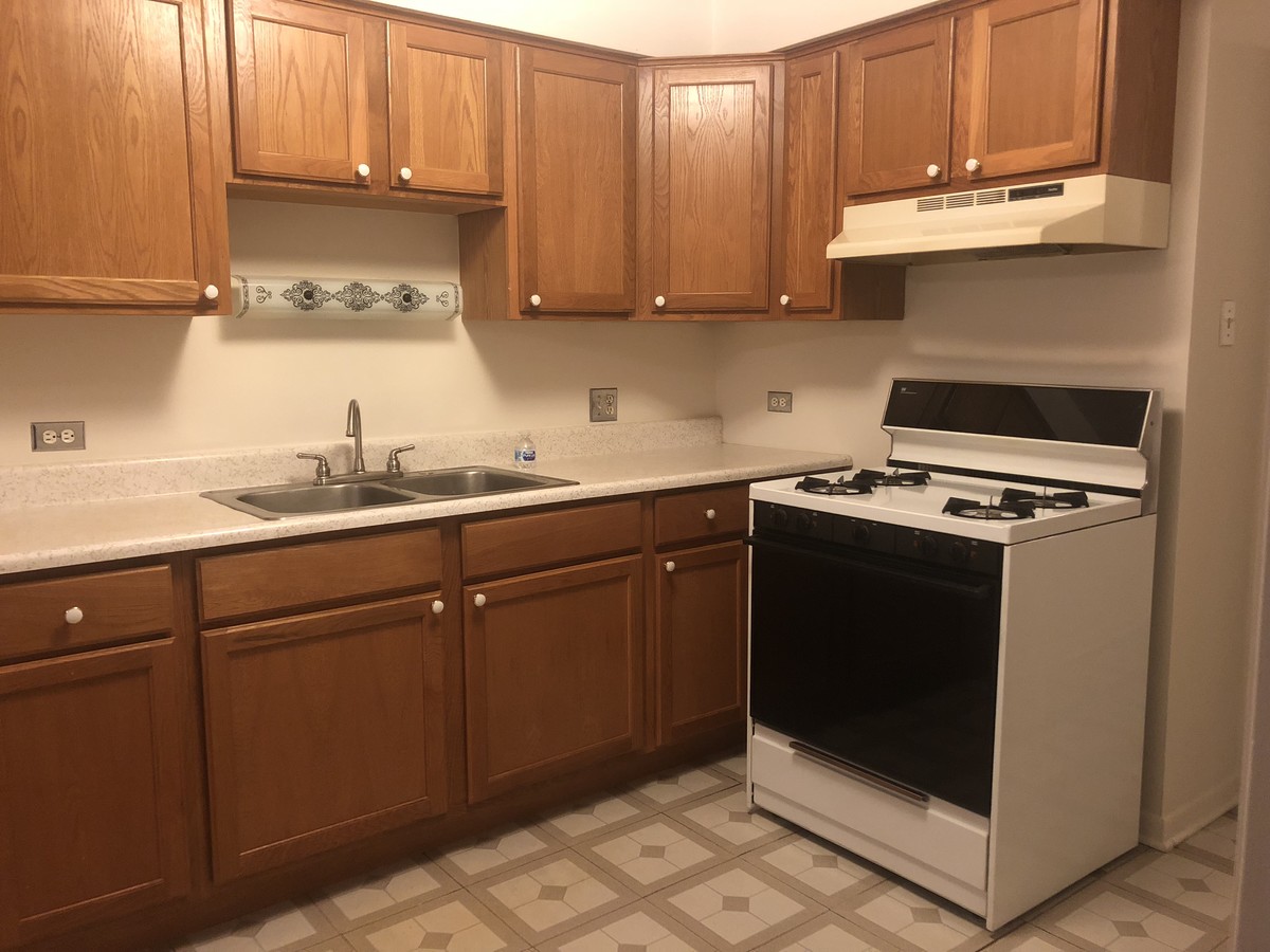 Photo - 7041 W 170th St Apartments