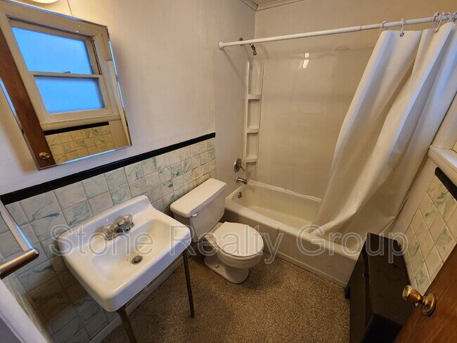 Photo - 1101 S 7th St Unit A