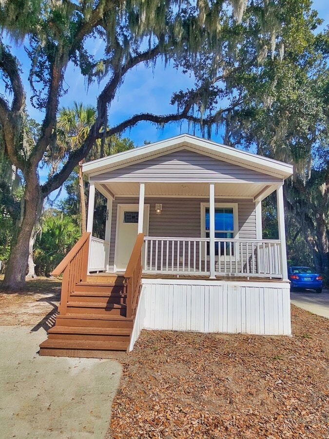 Photo - 1003 Paradise Ln