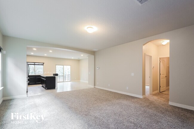 Photo - 9822 Rousseau Rd