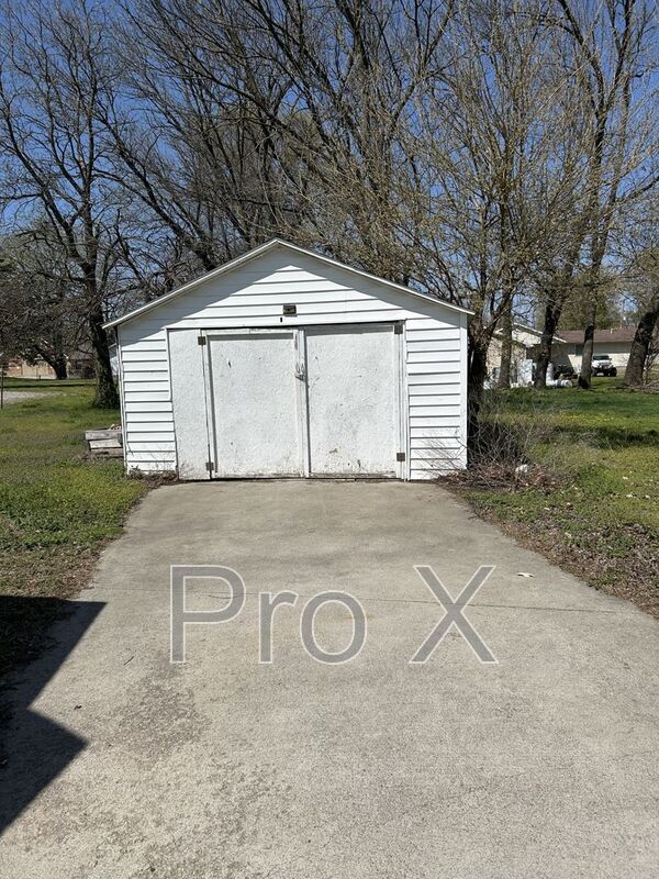 Photo - 301 E Granby St