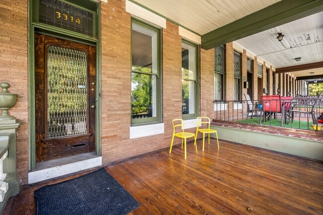 Photo - 3314 Auchentoroly Terrace