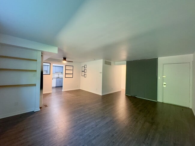 Photo - Charming and Spacious One Bedroom in Homeland Southway!