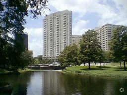 Building Photo - 3225 Turtle Creek Blvd Rental