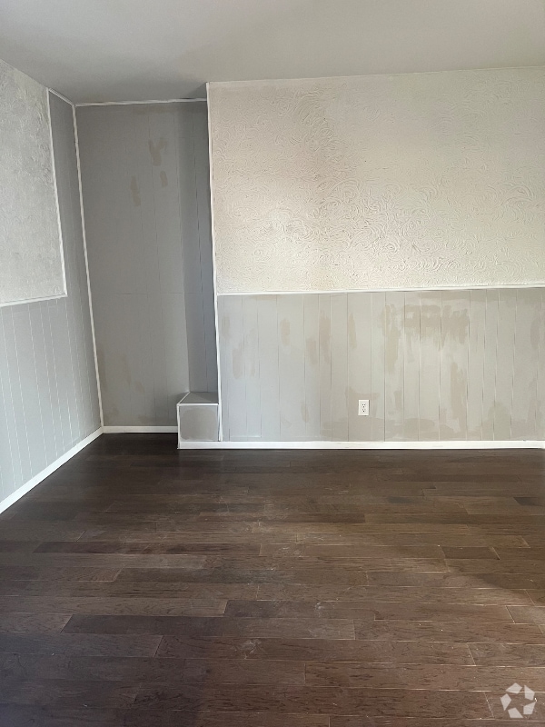 Building Photo - 2632 Madison Ave Rental