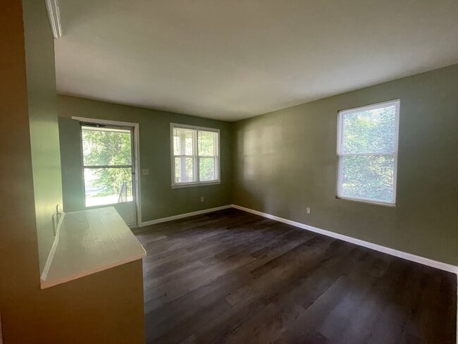 Photo - 225 Barker Unit A