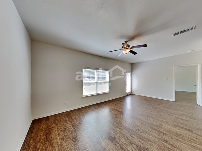 Photo - 4505 Shy Creek Ln