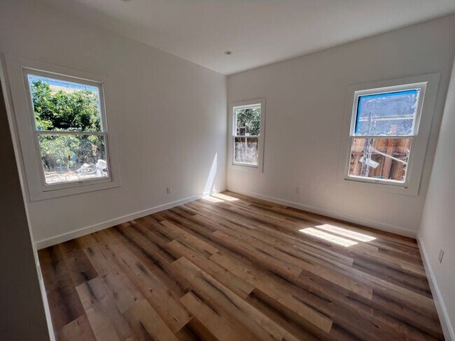 Photo - 1289-1291 West 22nd Unit 1289