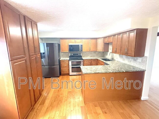 Building Photo - 9239 Redbridge Ct Rental