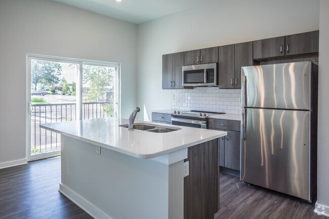 1 BR, 1 BA - 828SF - Brookhaven Lofts