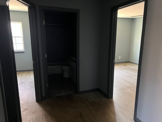 Photo - Phillips 711