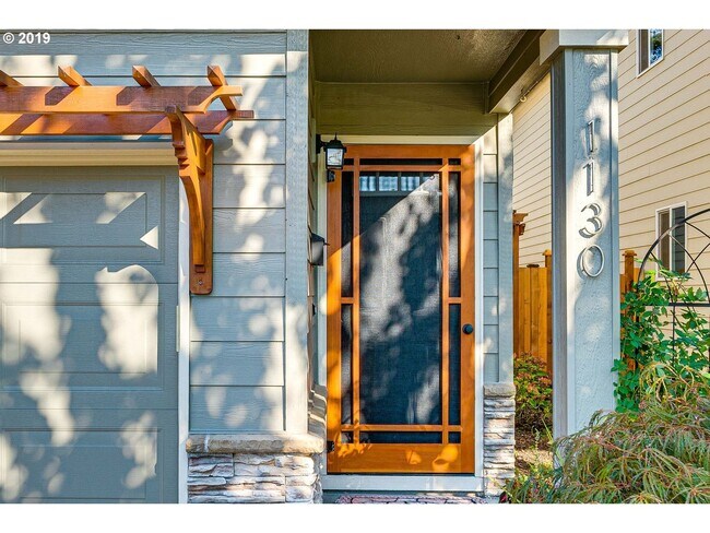 Photo - Modern & Move In Ready