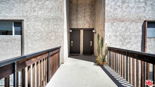 Photo - 5901 Canterbury Dr Unit 21
