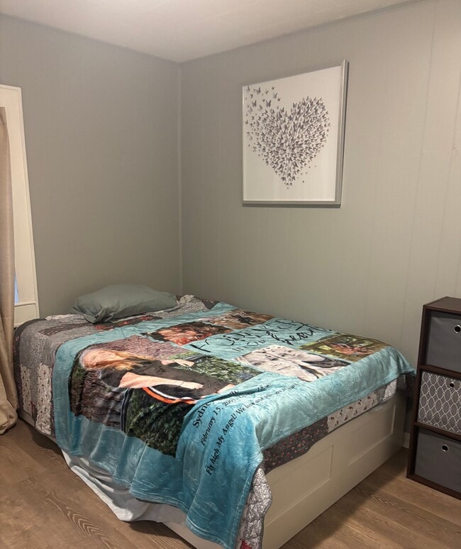 Photo - 712 W Cherokee St